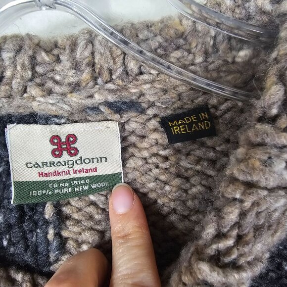 Carraig Donn Mens Handknit Sweater Thick Made In Ireland 100% Pure New Wool L - Picture 3 of 7